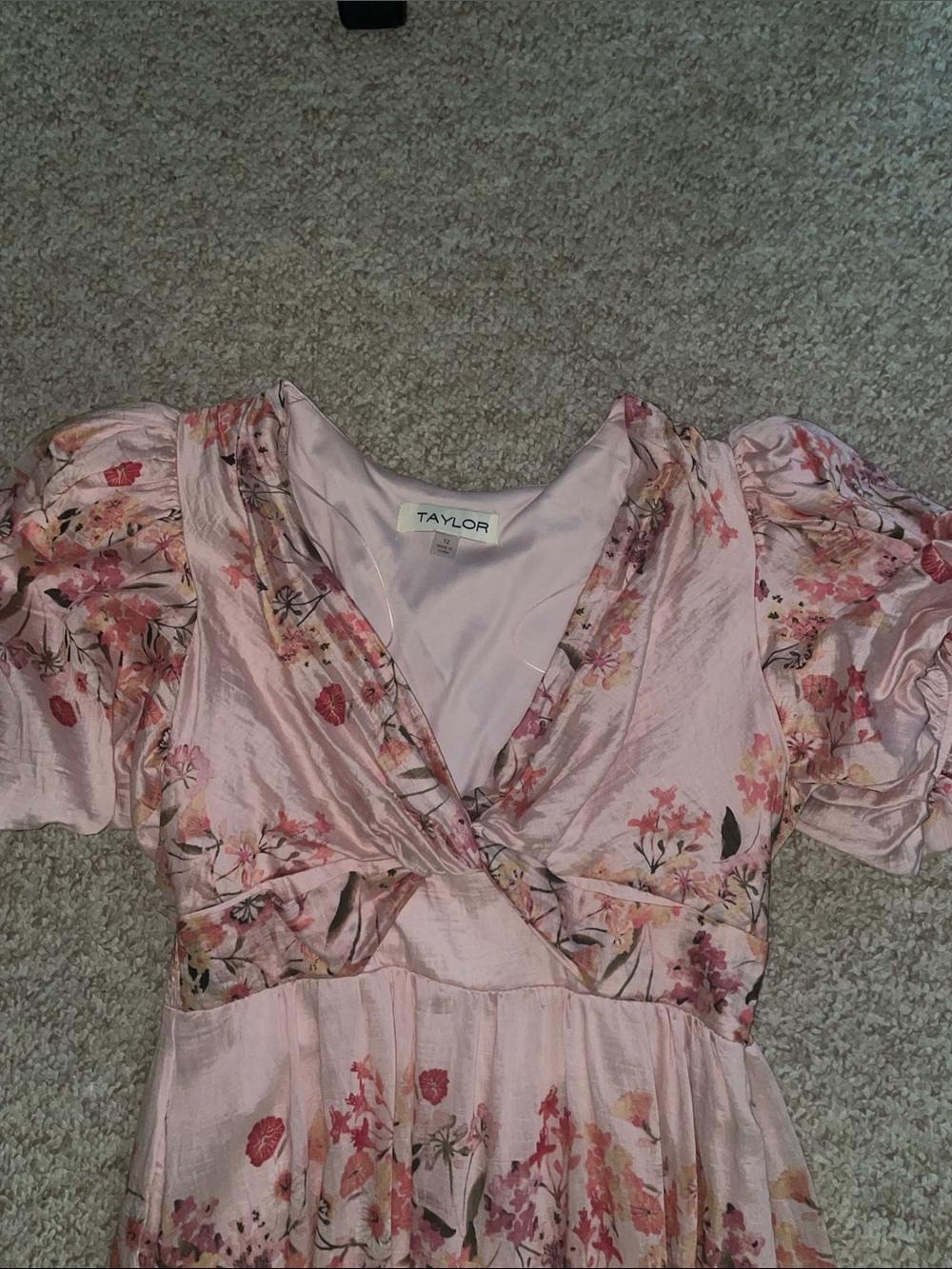 Taylor Pink Floral Maxi Dress with Puff Sleeves - Picture 4 of 7
